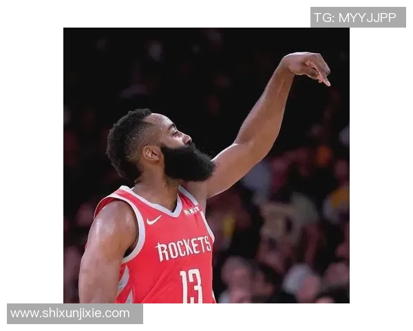 阿布：从球场新星到足球巨星的辉煌崛起与传奇故事